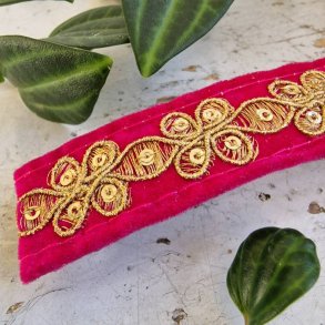 Pink velour  hrpynt med 10 cm spnde No. 104