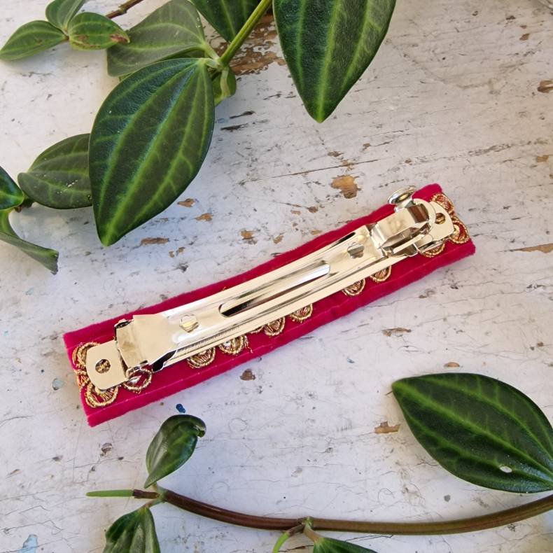 Pink velour  hrpynt med 10 cm spnde No. 104