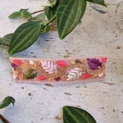 Rosa  hrpynt med 10 cm spnde No. 105