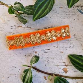 Orange velour hrpynt med 10 cm spnde No. 112