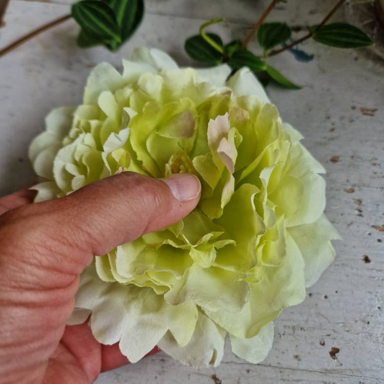 Gul/lime pon blomster pynt S