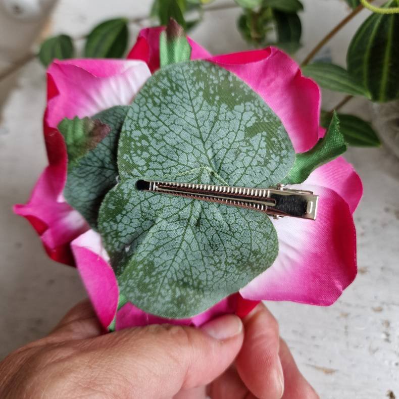 Rd/lyserd rose blomster pynt S