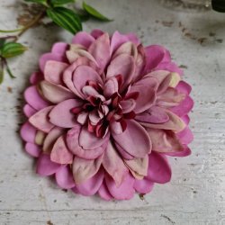 Lilla georgine flad blomster pynt S