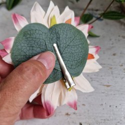 Fersken/vin krysantemum blomster clips M