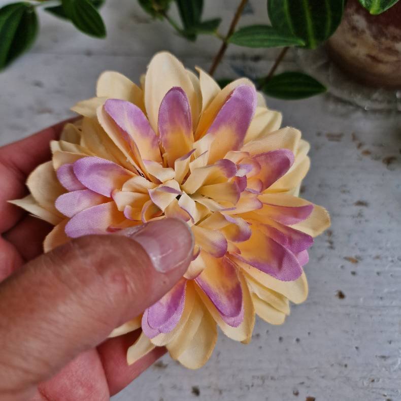 Gul/orange /lilla krysantemum blomster clips M