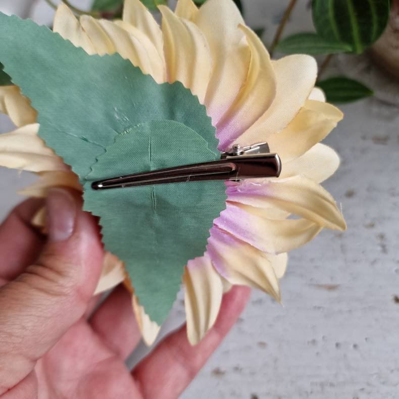 Gul/orange /lilla krysantemum blomster clips M