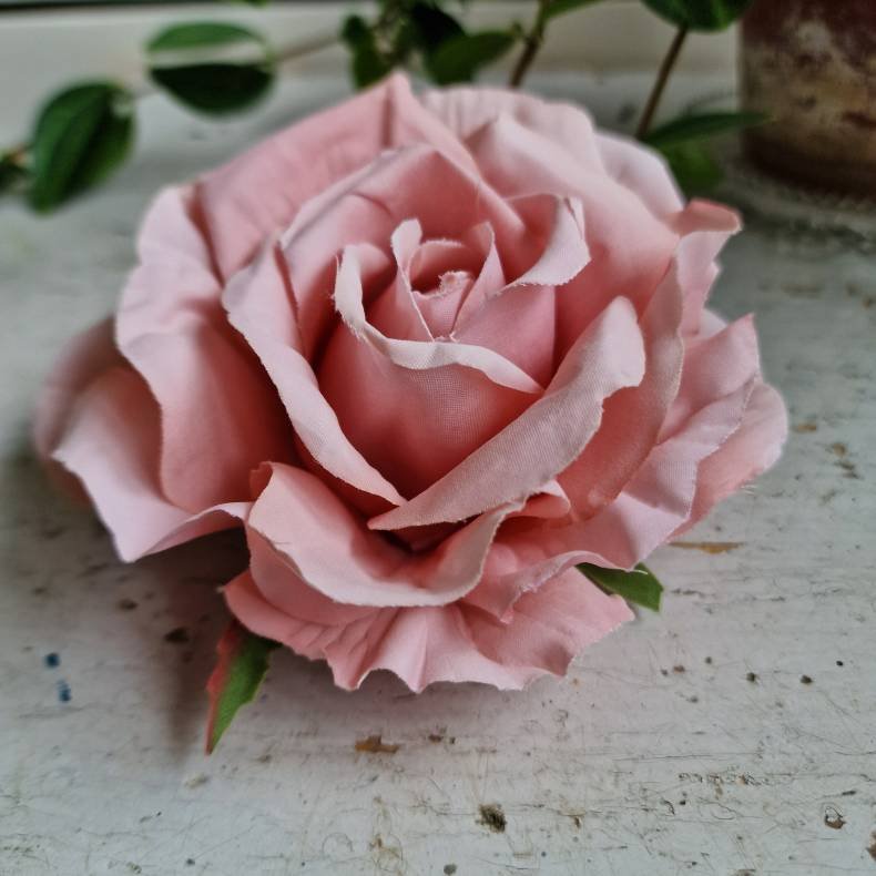 Gammelrosa rose blomster clips M