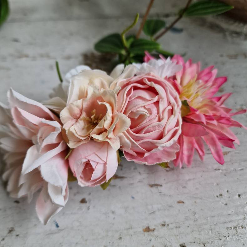 Rosa og hvide blomster mix hrspnde 10 cm NO: 41