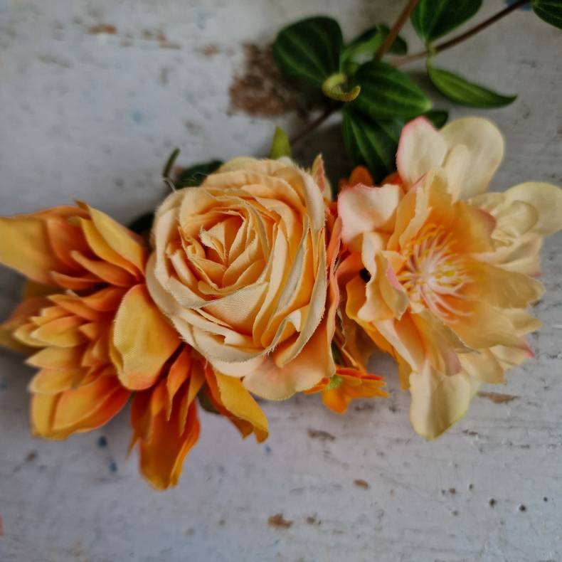 Orange blomster mix hrspnde 10 cm NO: 16