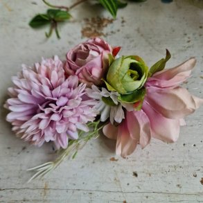 Lilla og grnne blomster mix hrspnde 10 cm NO: 11