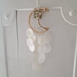 Drmmefanger Mne lille med skaller og vindspils effekt