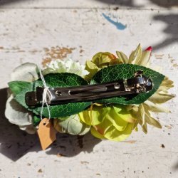 Grn/hvid blomster mix hrspnde 10 cm NO: 10