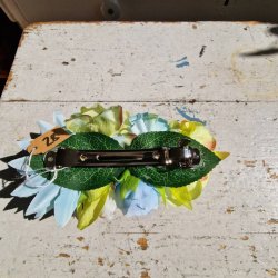  Grn,hvid og bl blomster mix hrspnde 10 cm NO: 28