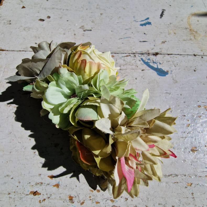 Grn blomster mix hrspnde 10 cm NO: 26