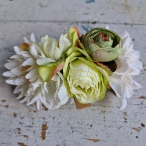 Hvide og grnne blomster mix hrspnde 10 cm NO: 24