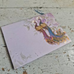 Kuvert lille lyslilla med pfugle