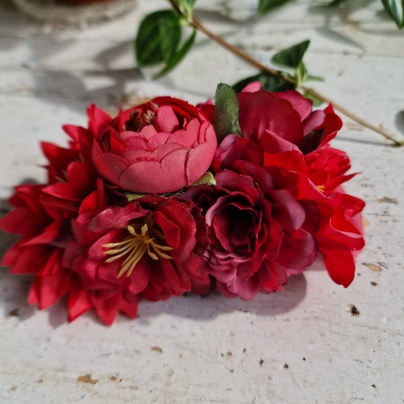 Rd mrk blomster mix hrspnde 10 cm NO: 52