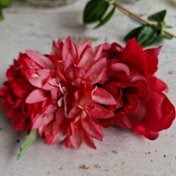 Rd mrk blomster mix hrspnde 10 cm NO: 47