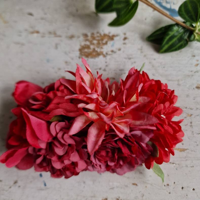 Rd mrk blomster mix hrspnde 10 cm NO: 47