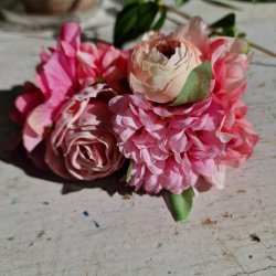 Pink og rosa blomster mix hrspnde 10 cm NO: 51