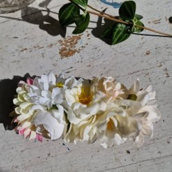 Hvidt blomster mix hrspnde 10 cm NO: 58