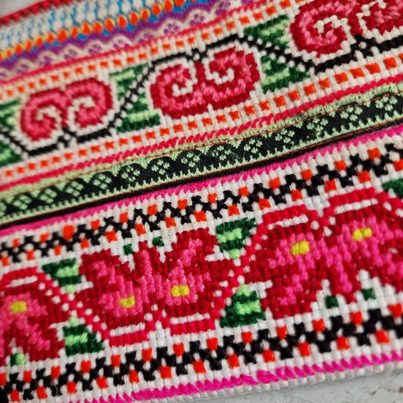 H�ndbroderet unika No 9