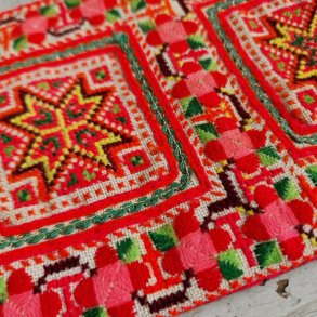 H�ndbroderet unika NO 17