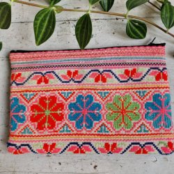 H�ndbroderet unika NO 6