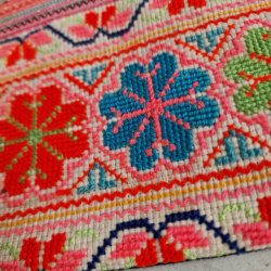 H�ndbroderet unika NO 6