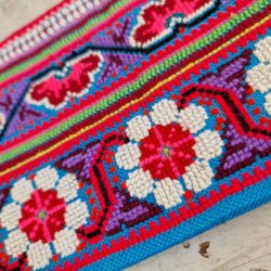 H�ndbroderet unika NO 12