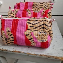 Pink og rde striber Indiske Bloktrykte kosmetik/toilettasker med tigere 