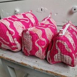 Pink Indiske Bloktrykte kosmetik/toilettasker med tigere.