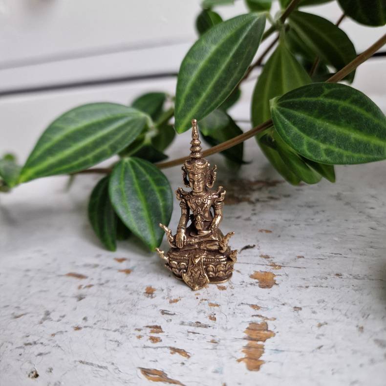 Lille Buddha figur i messing � Stemningsfuld spirituel dekoration