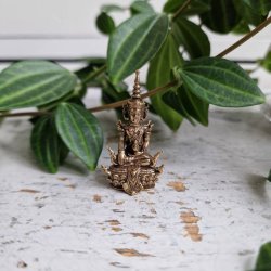 Lille Buddha figur i messing � Stemningsfuld spirituel dekoration