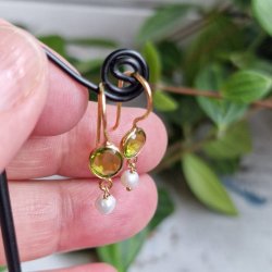 Petite gr�n quarts med perle