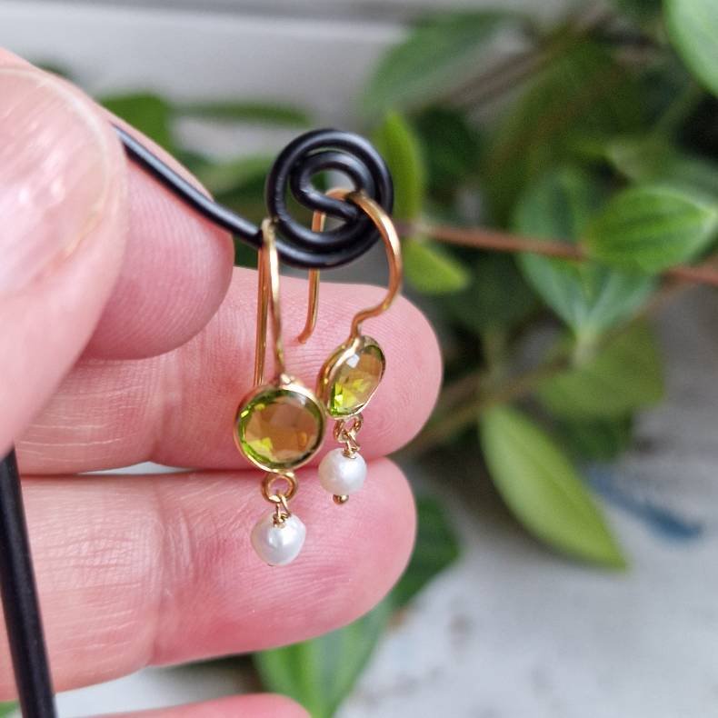 Petite gr�n quarts med perle