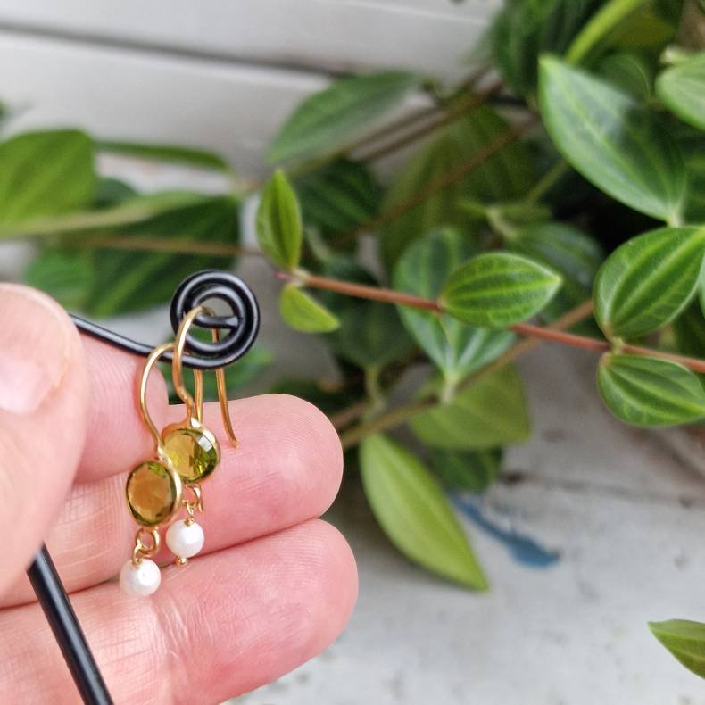 Petite gr�n quarts med perle