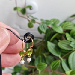 Petite gr�n quarts med perle