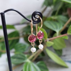 Petite pink quarts med perle