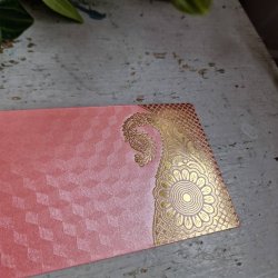 Lyser�d kuvert med guldtryk