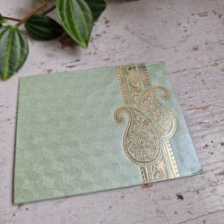 Lys gr�n kuvert, lille med guldtryk