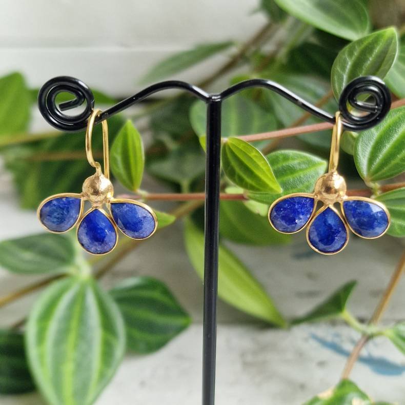 Treenighed bl� safir