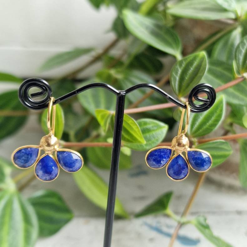 Treenighed bl� safir