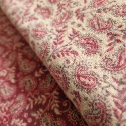 Meditationst�ppe m�rk rosa/fl�de med lys lilla frynser