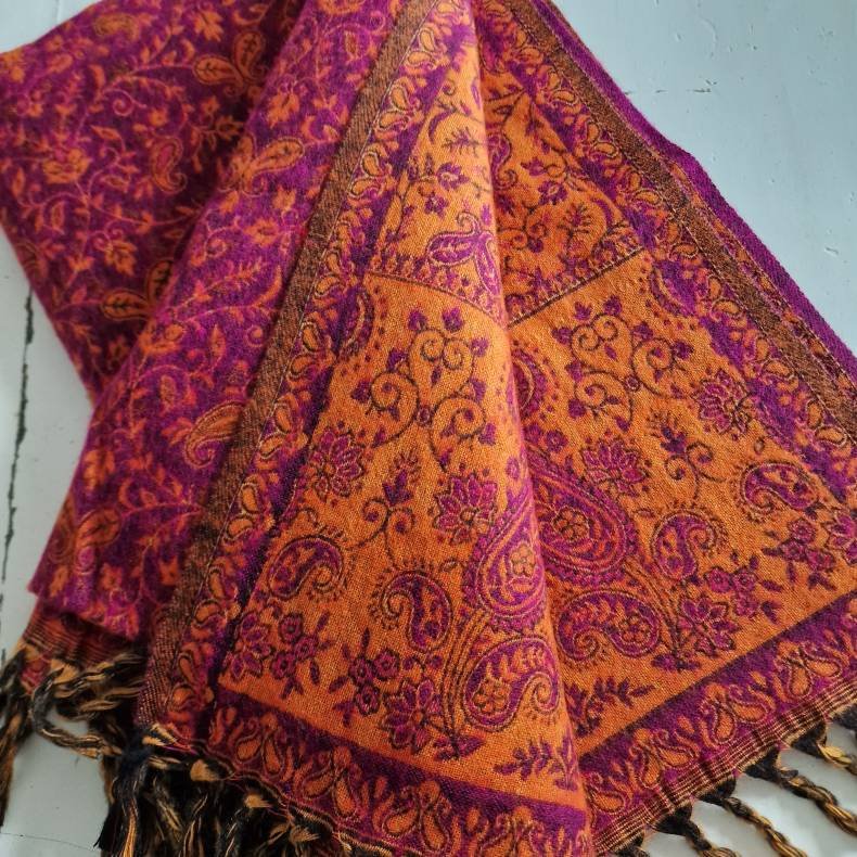 Meditationst�ppe m�rk magenta pink og orange