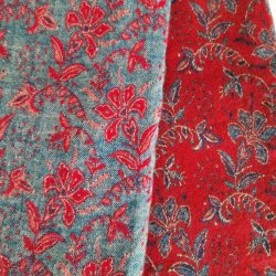 Meditations t�ppe r�d/bl�turkis