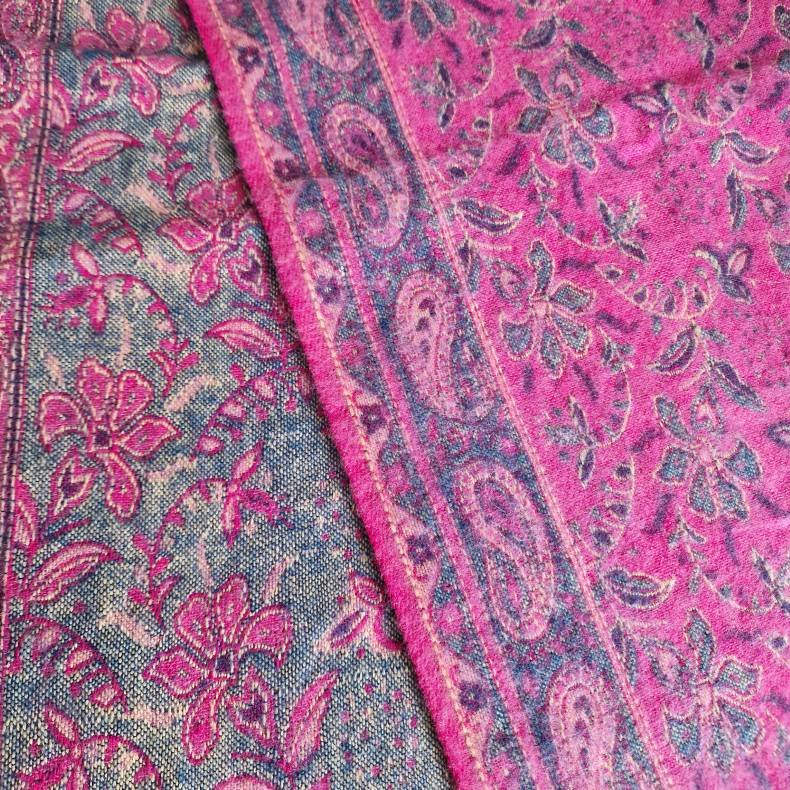 Meditationst�ppe st�vet pink/ lilla med st�vet bl�