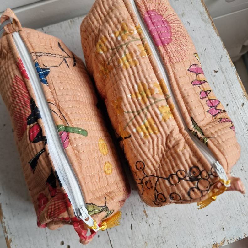 Fersken  Indiske Bloktrykte kosmetik/toilettasker med m�nster