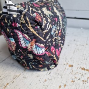 Sort  Indiske Bloktrykte kosmetik/toilettasker med farverigt m�nster