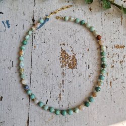 Amazonite unikak�de med sm� forgyldte mellem stykker